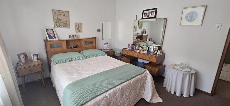4 Bedroom Property for Sale in Outeniqua Strand Western Cape